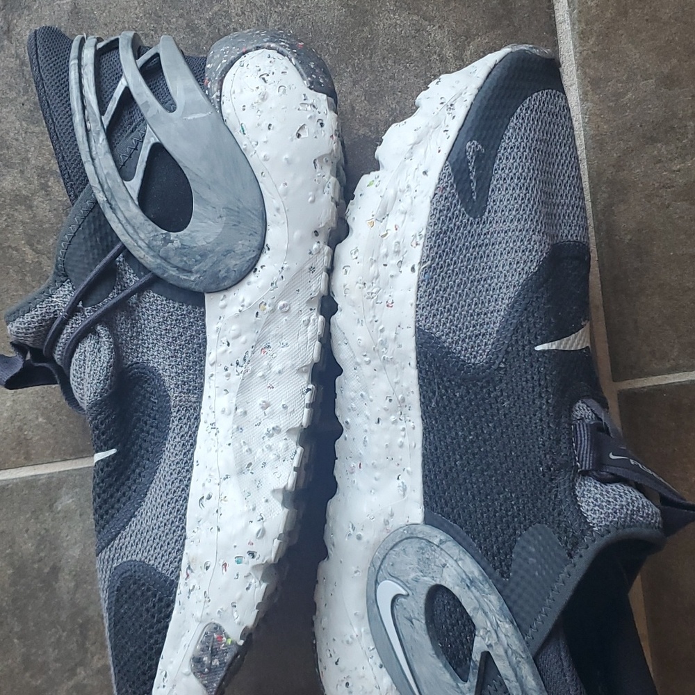 Nike Glide FlyEase